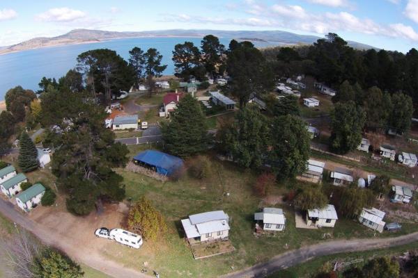 Birds eye view of Rainbow Pines on the sore of lake Eucumbene
